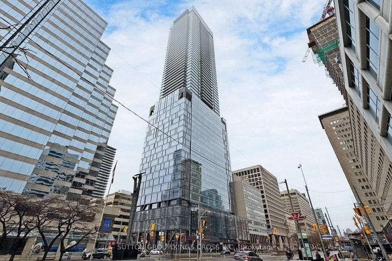 3901 - 488 University Ave, Toronto, M5G 0C1 | Image 2