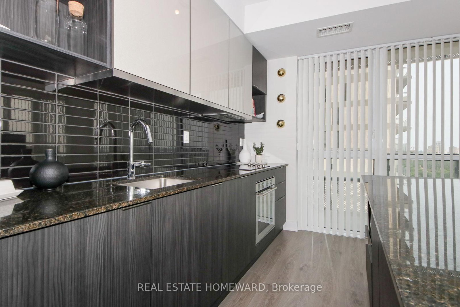 99 The Donway Road W, Unit 703 - Photo 6