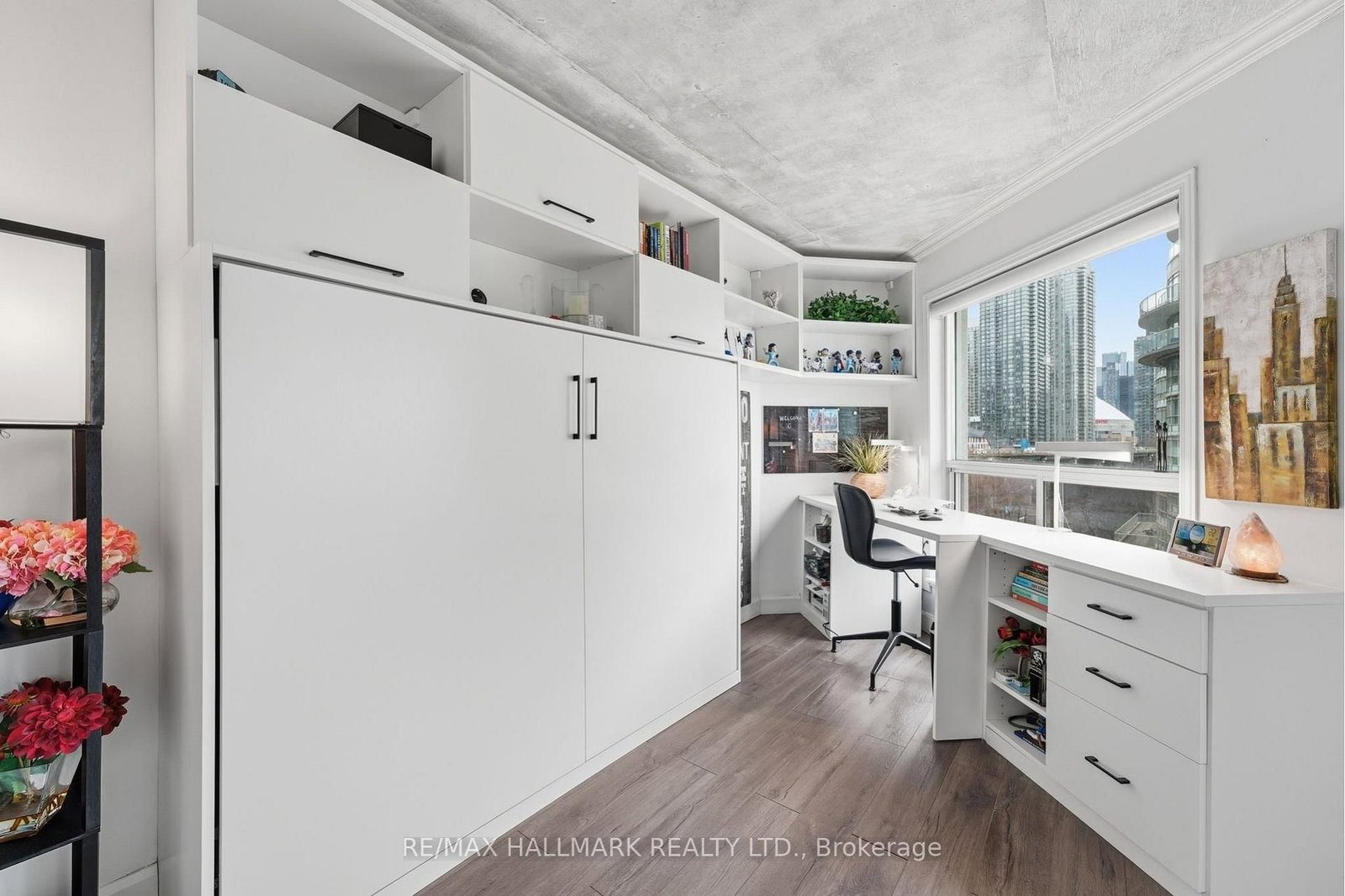 Condo for sale at 705-600 Queens Quay, Toronto, Ontario, M5V 3M3 - Waterfront Communities C1 - MLS: C12994352