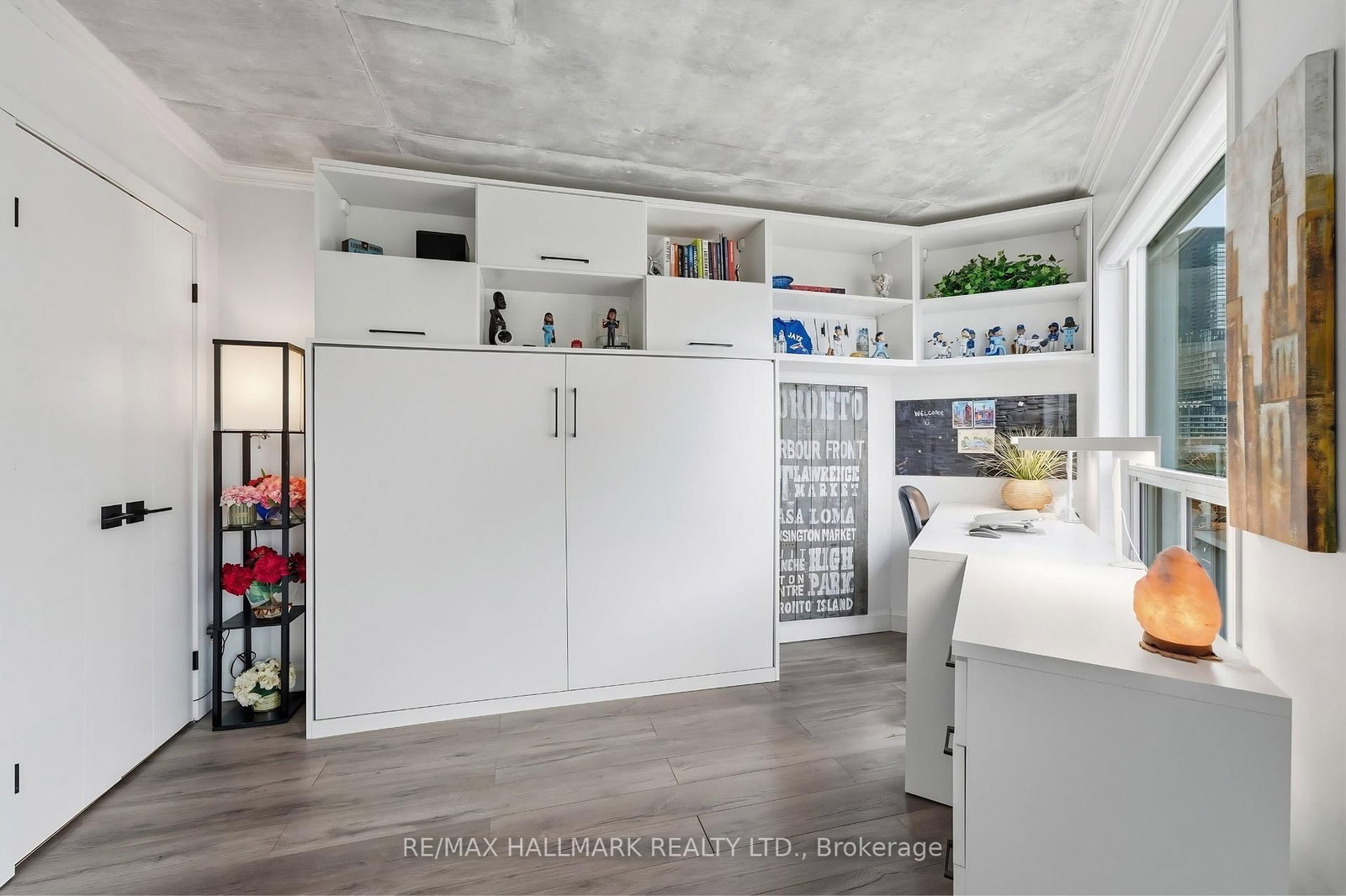 Condo for sale at 705-600 Queens Quay, Toronto, Ontario, M5V 3M3 - Waterfront Communities C1 - MLS: C12994352