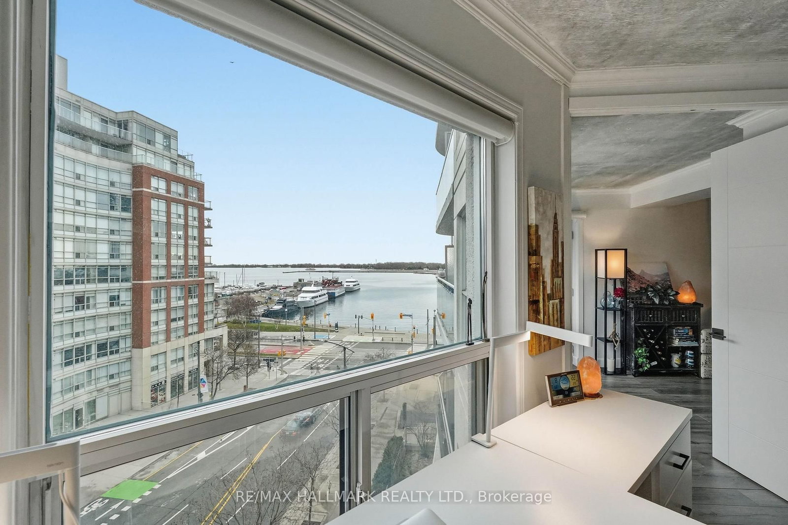 Condo for sale at 705-600 Queens Quay, Toronto, Ontario, M5V 3M3 - Waterfront Communities C1 - MLS: C12994352