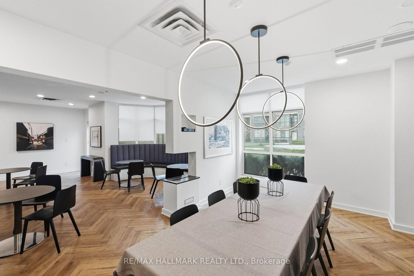 Condo for sale at 705-600 Queens Quay, Toronto, Ontario, M5V 3M3 - Waterfront Communities C1 - MLS: C12994352