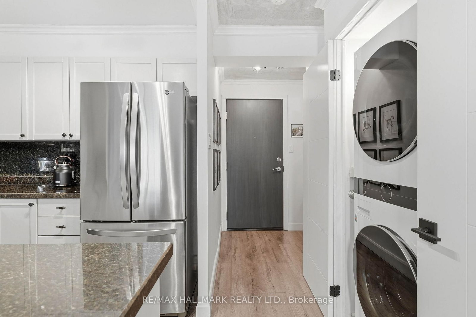 Condo for sale at 705-600 Queens Quay, Toronto, Ontario, M5V 3M3 - Waterfront Communities C1 - MLS: C12994352