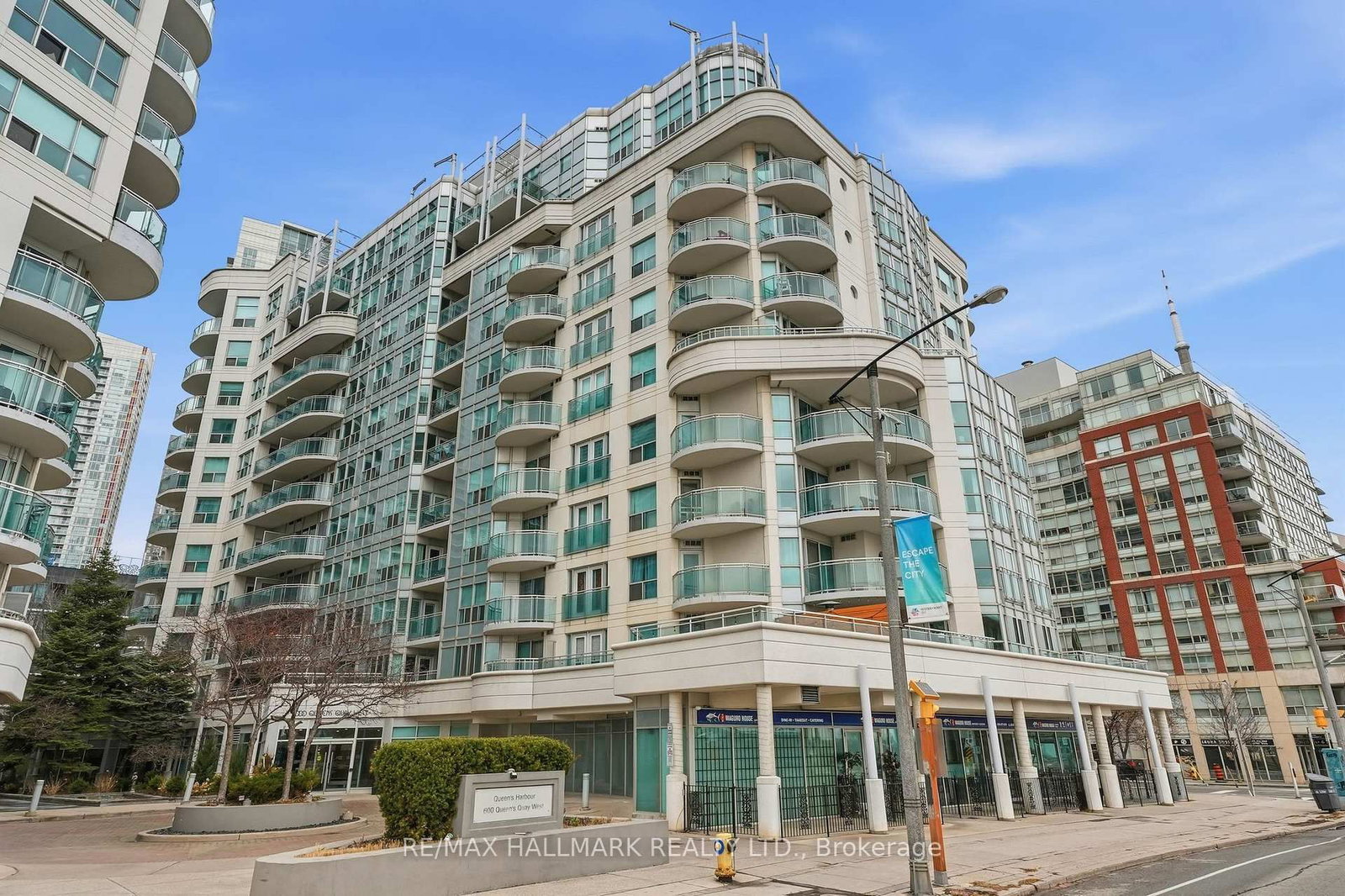 Condo for sale at 705-600 Queens Quay, Toronto, Ontario, M5V 3M3 - Waterfront Communities C1 - MLS: C12994352