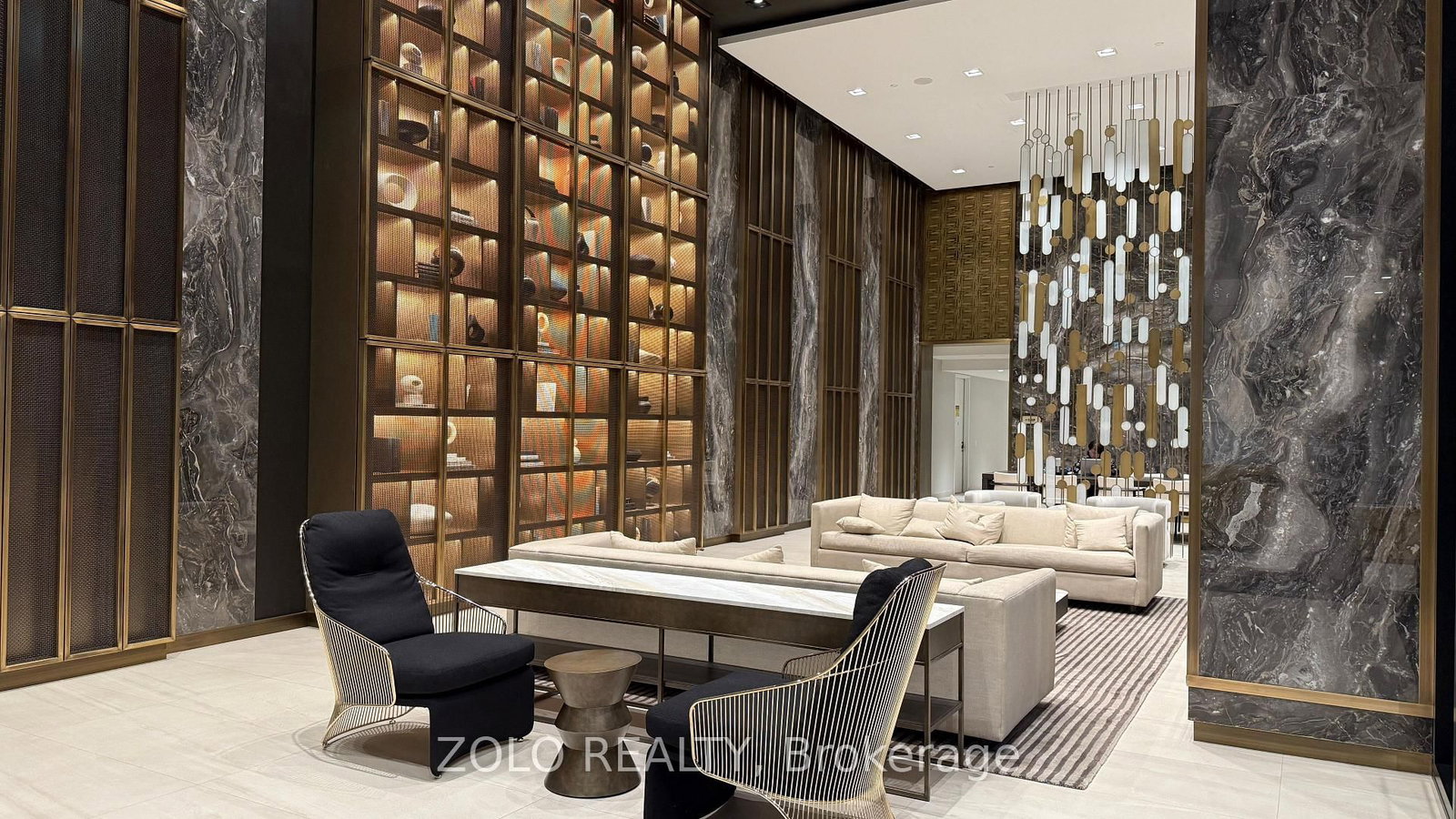 117 Broadway Avenue S, Unit 3513 - Photo 3