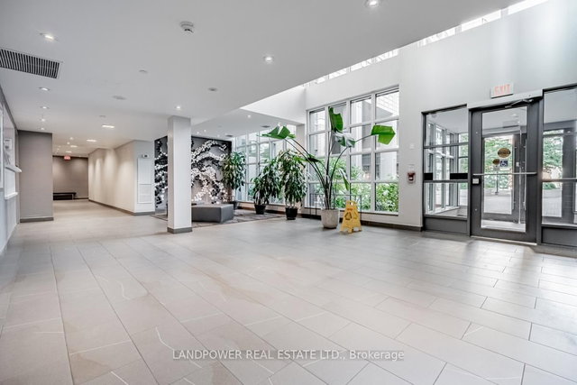 1111 - 1171 Queen Street W