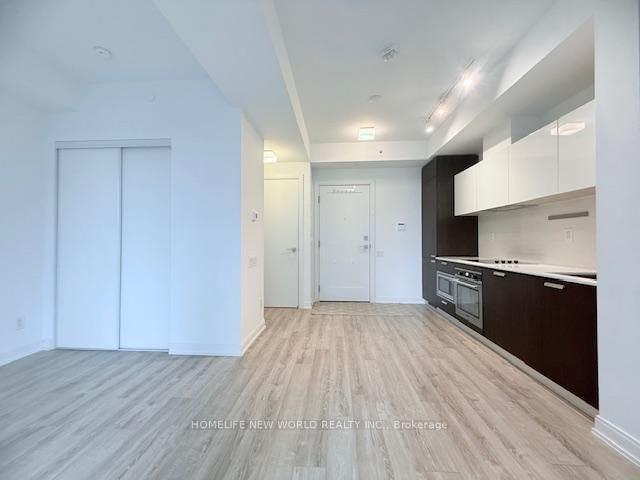 50 Charles Street E, Unit 1804 - Photo 16