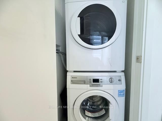 50 Charles Street E, Unit 1804 - Photo 22