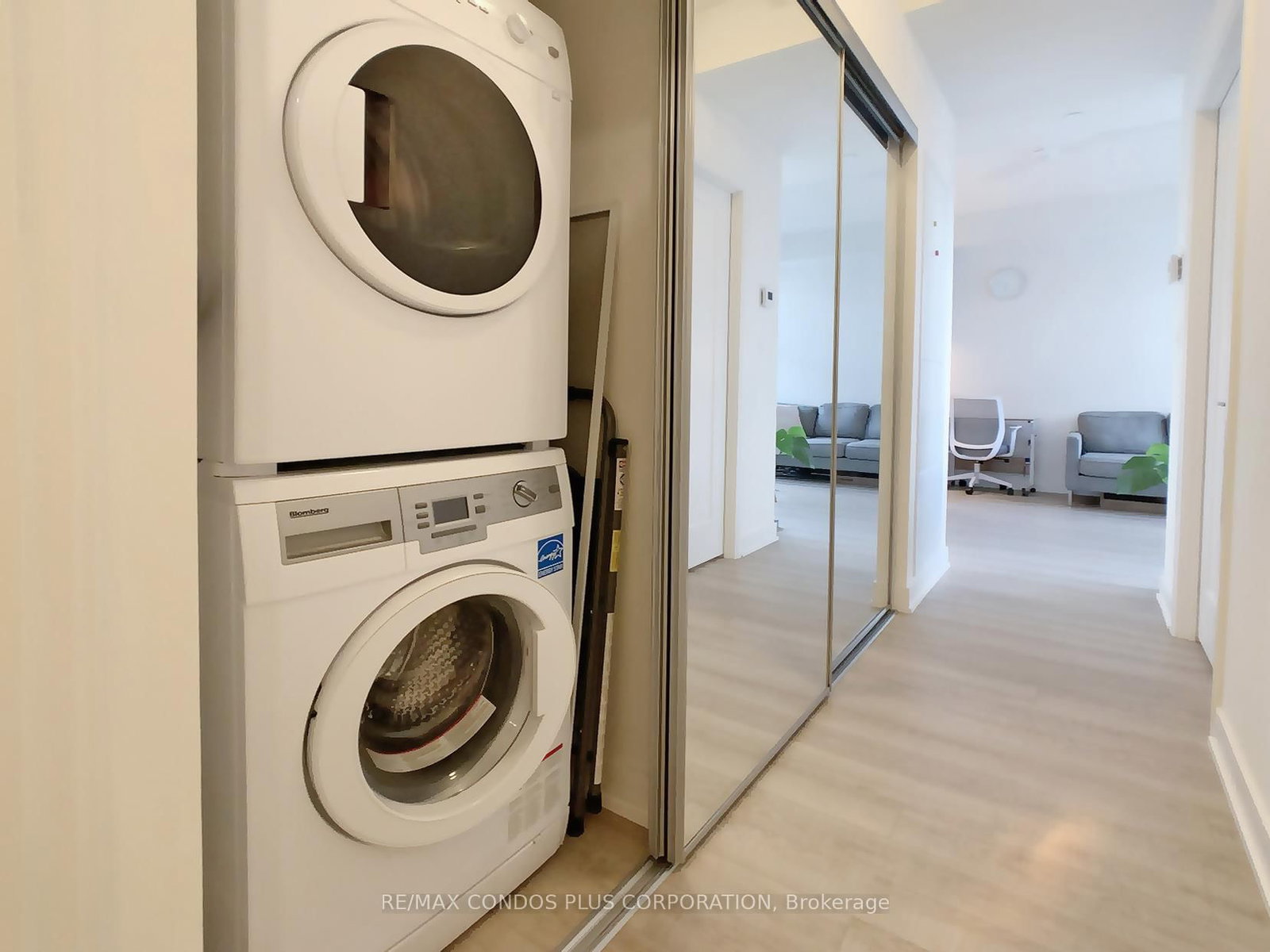 576 Front Street W, Unit 1519 - Photo 23