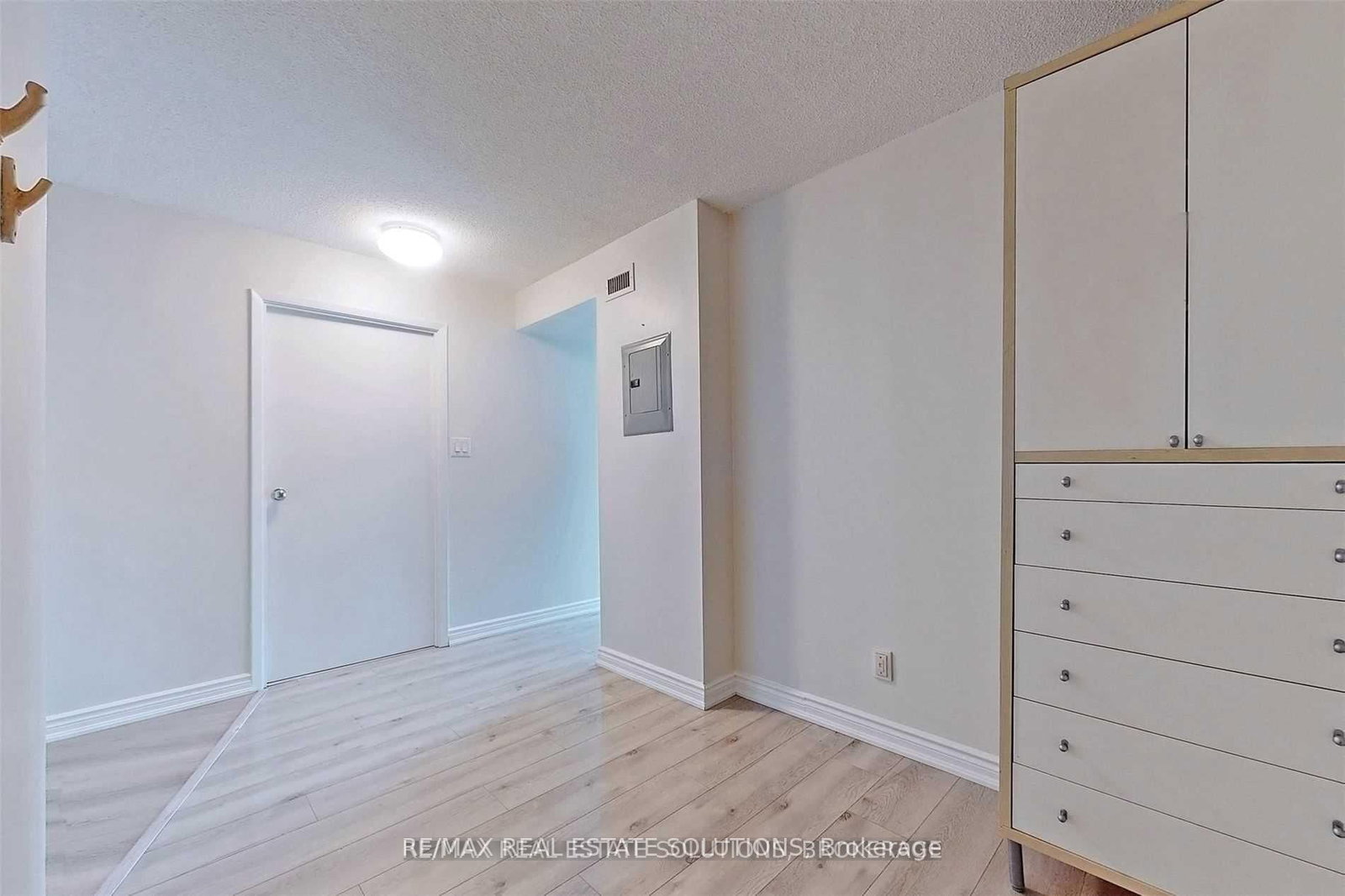 650 Queens Quay W, Unit 1119 - Photo 11