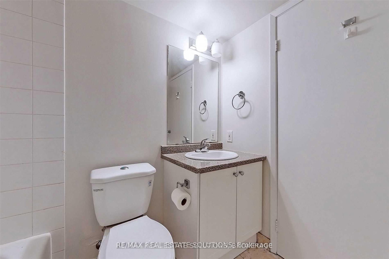 650 Queens Quay W, Unit 1119 - Photo 12