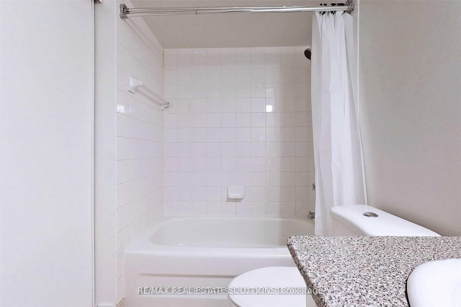 650 Queens Quay W, Unit 1119 - Photo 13