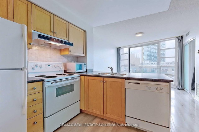 1119 - 650 Queens Quay W