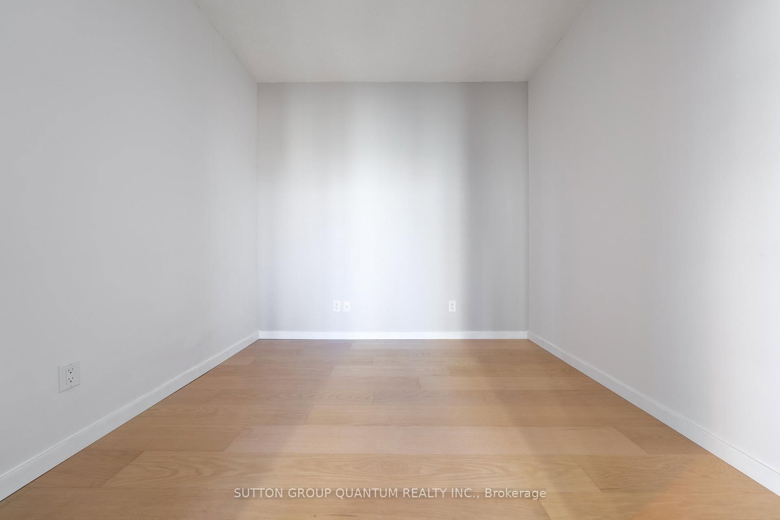 208 Queens Quay W, Unit 3512 - Photo 25