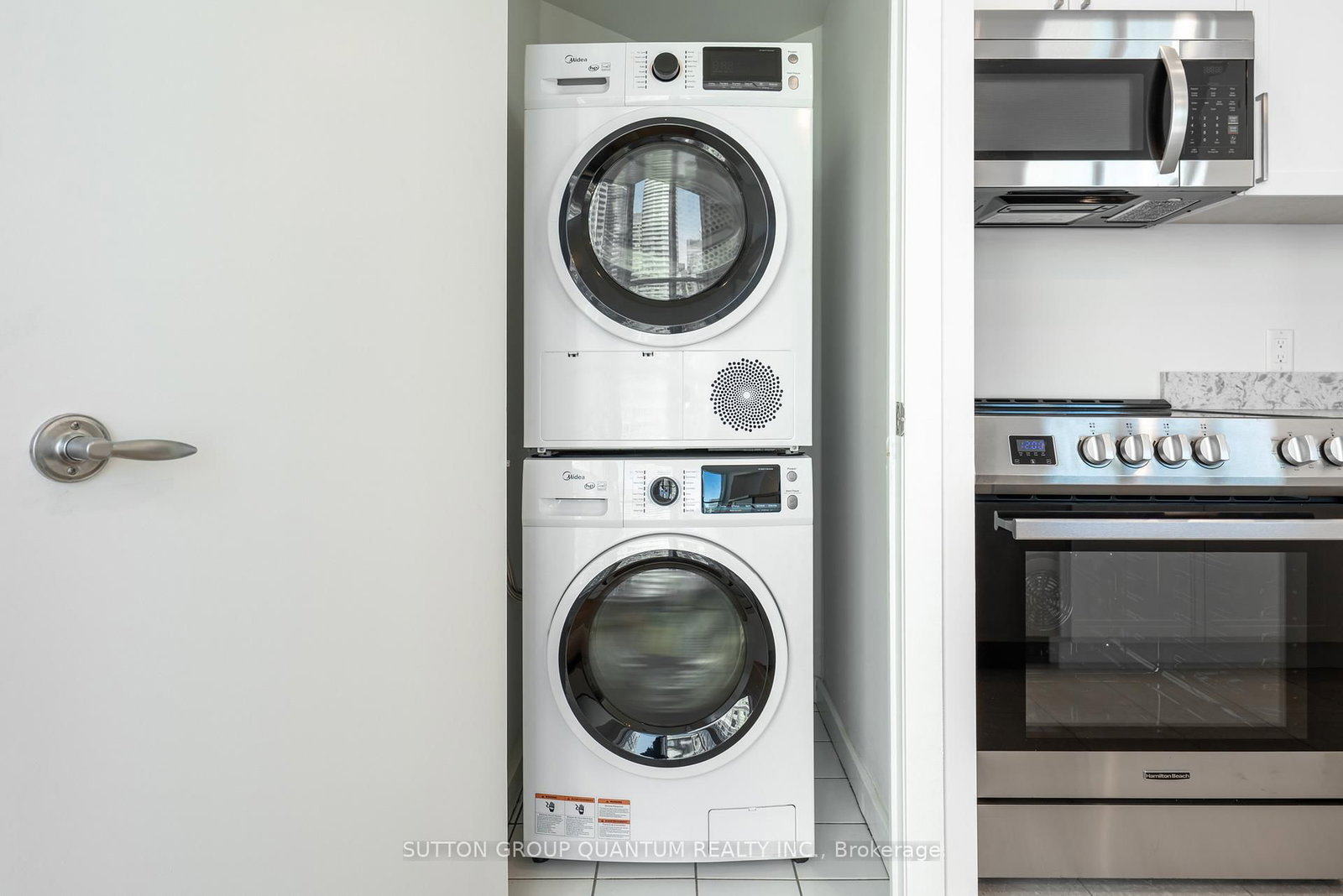 208 Queens Quay W, Unit 3512 - Photo 32