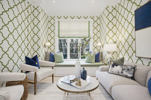 290 Cranbrooke Avenue