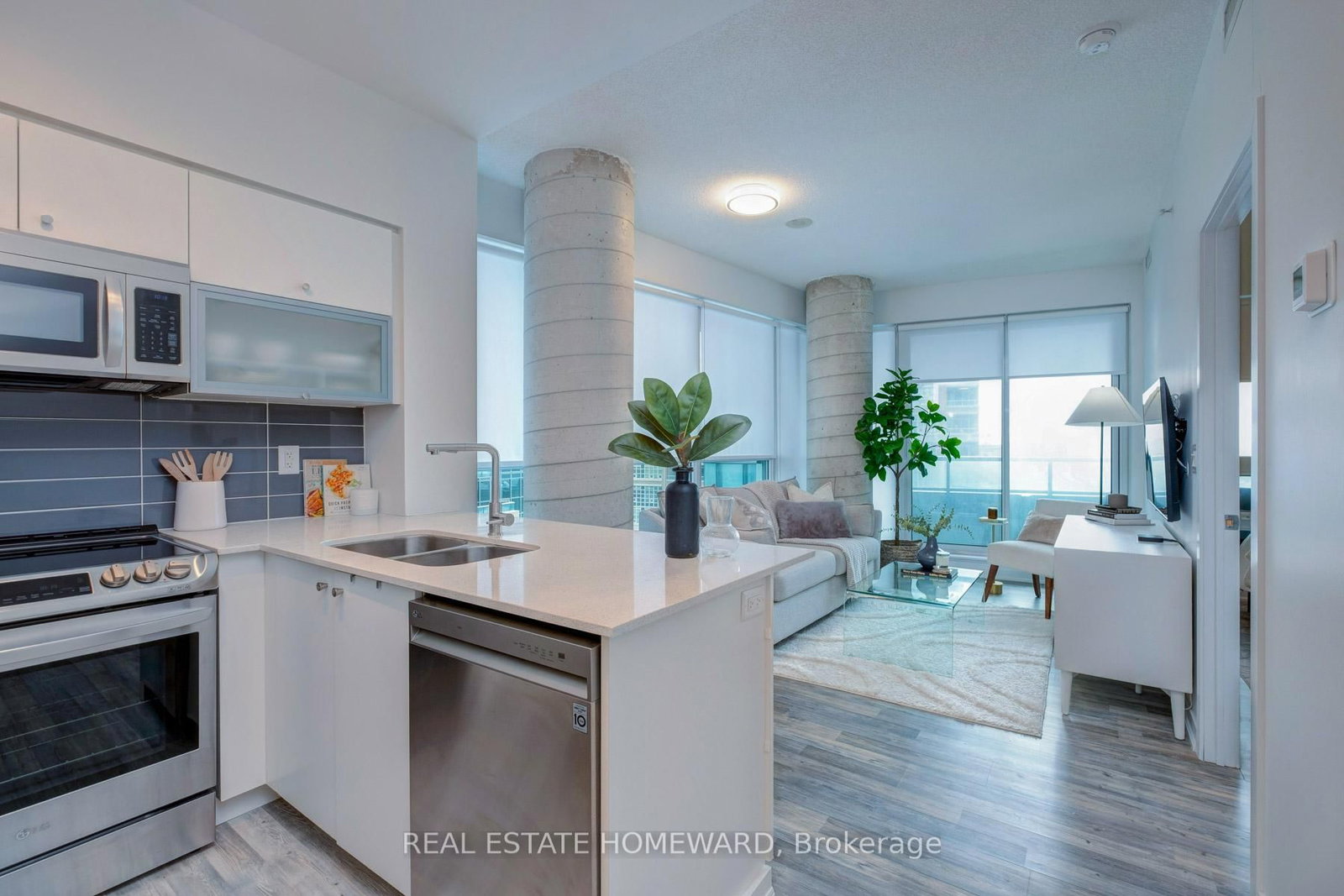 150 East Liberty Street • #506 • Toronto, ON photo 7