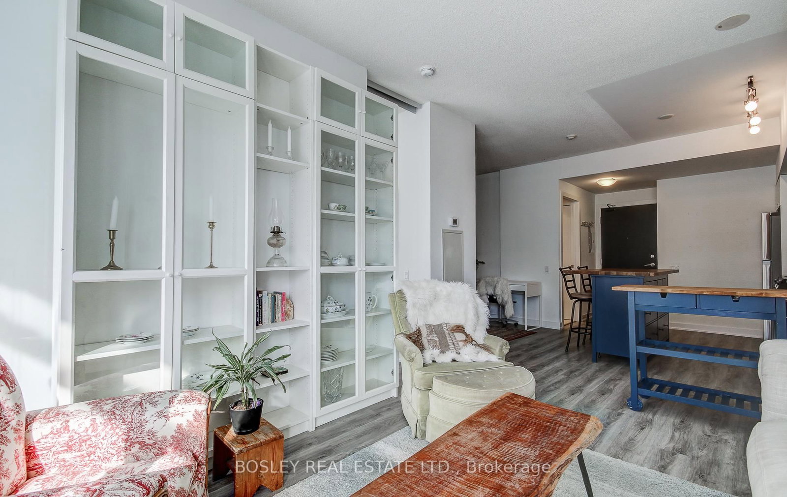33 Charles Street E, Unit 608 - Photo 35