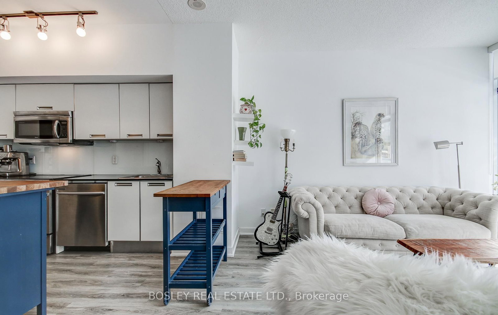 33 Charles Street E, Unit 608 - Photo 42