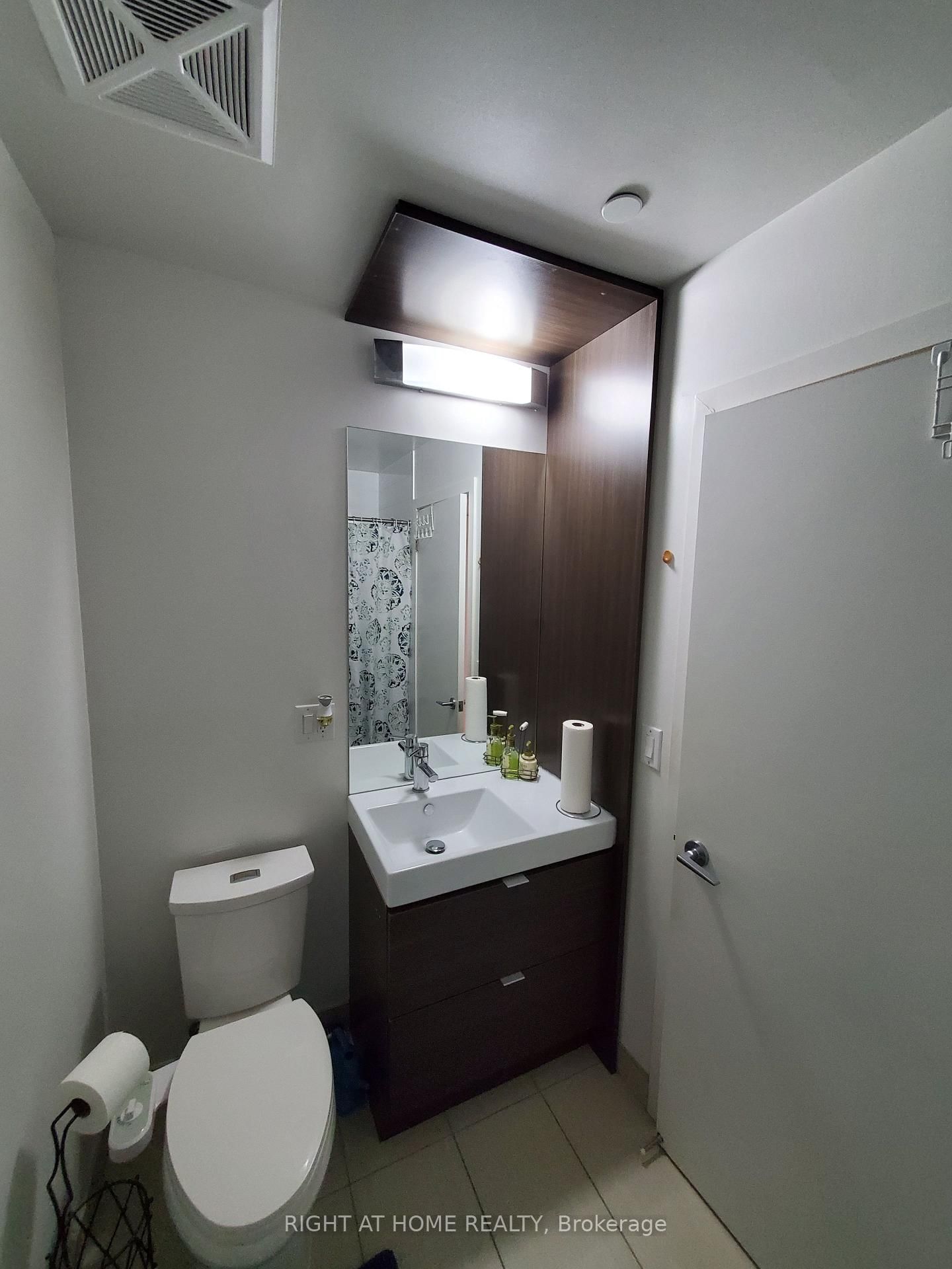 62 Forest Manor Road, Unit 319 - Photo 7