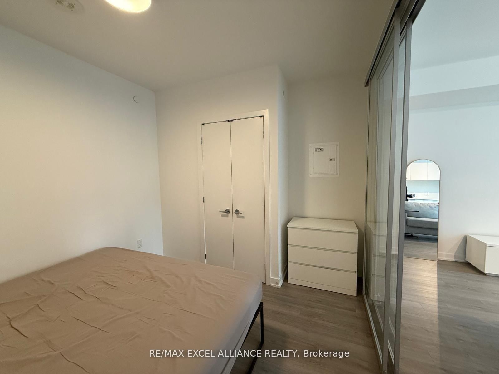 357 King Street W, Unit 2207 - Photo 13