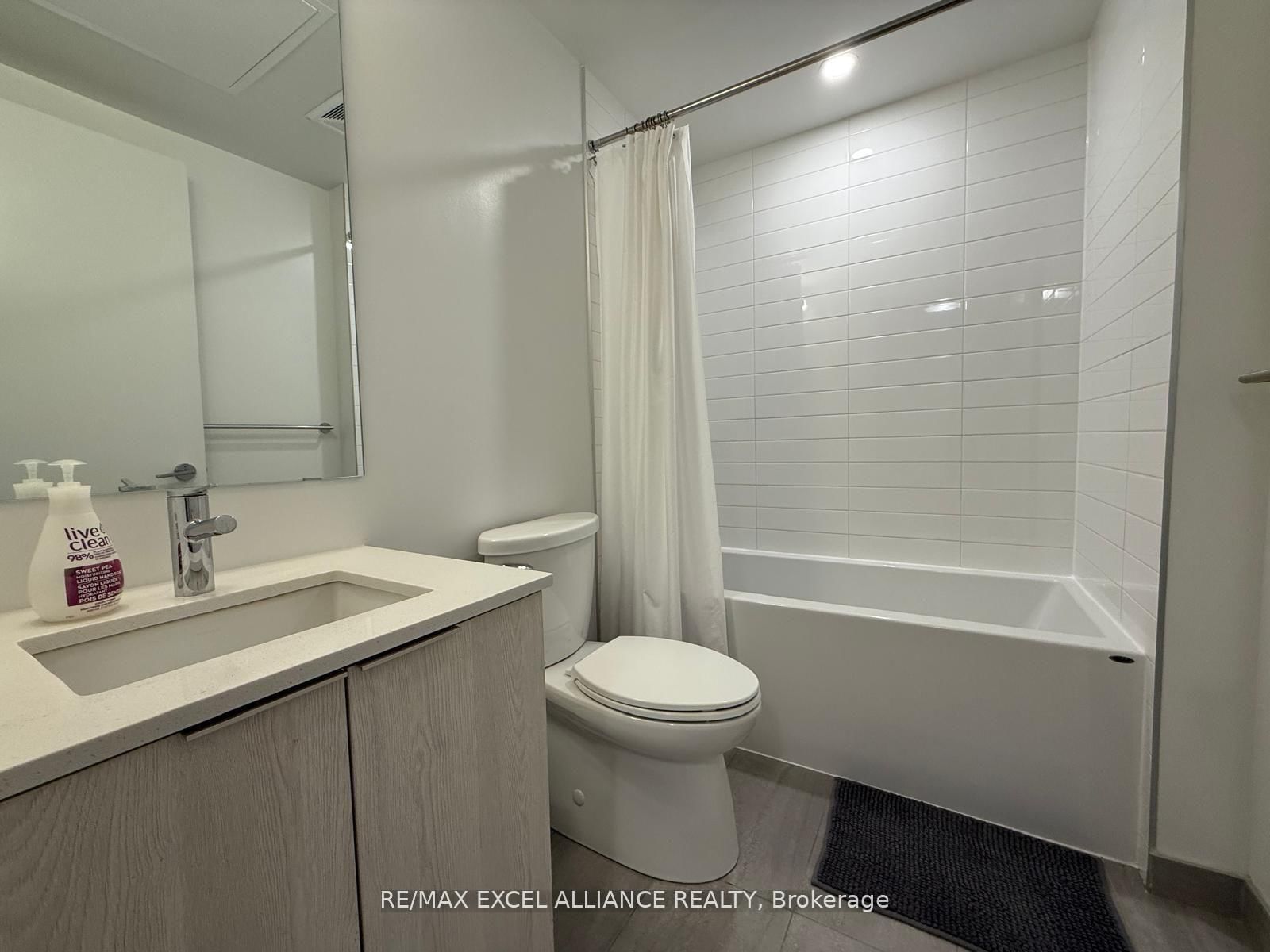 357 King Street W, Unit 2207 - Photo 14