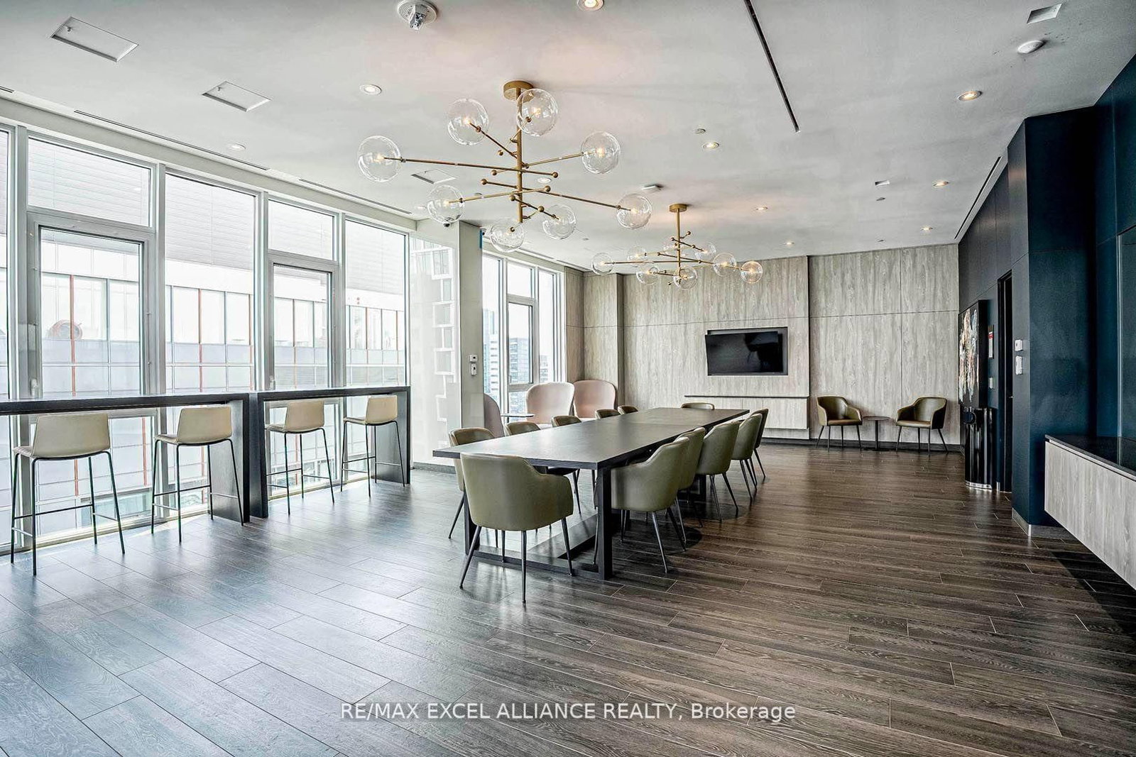 357 King Street W, Unit 2207 - Photo 3