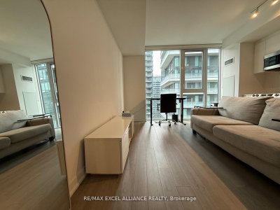 Unit 2207 — 357 King Street W — more photos