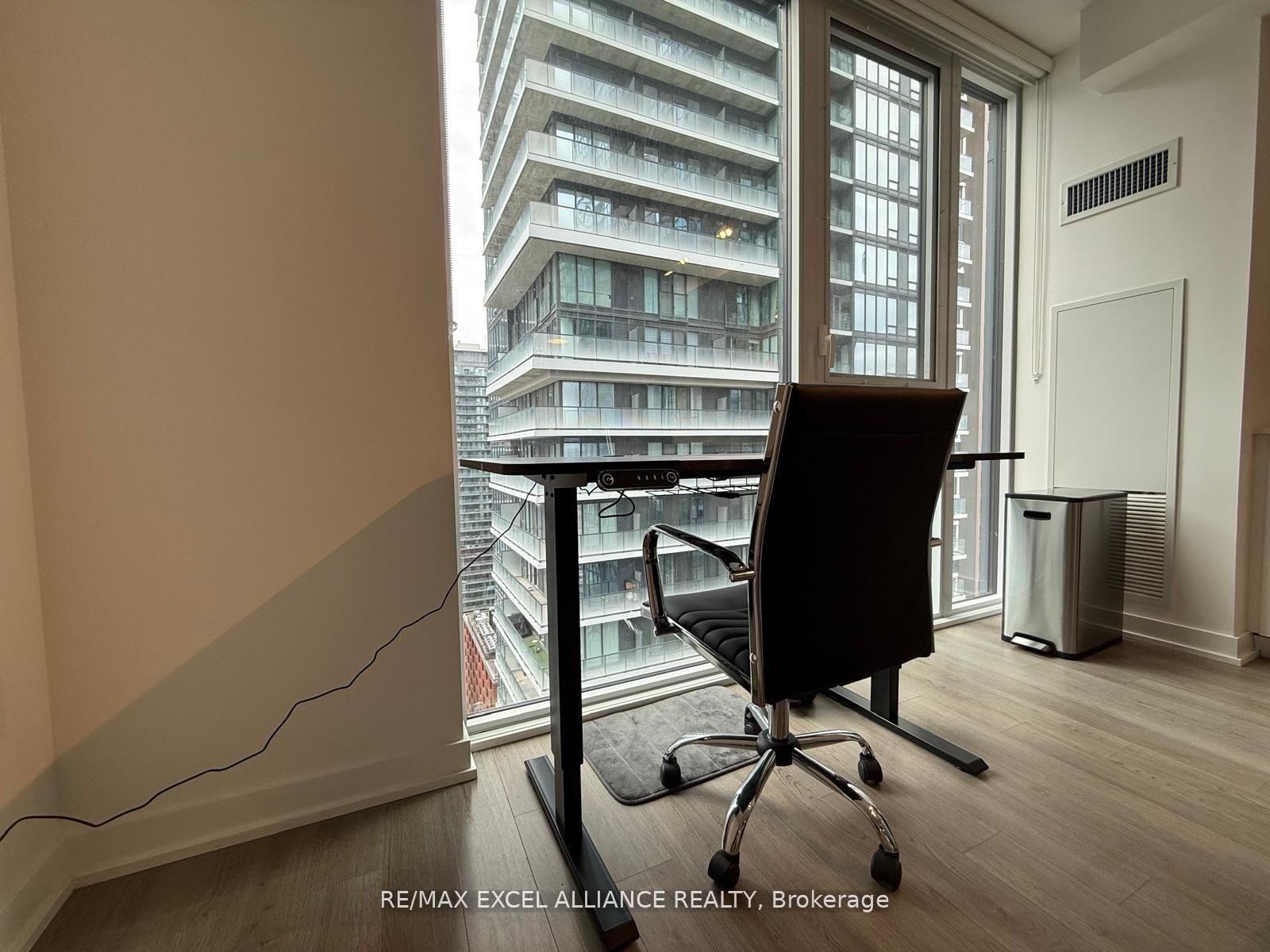 357 King Street W, Unit 2207 - Photo 9