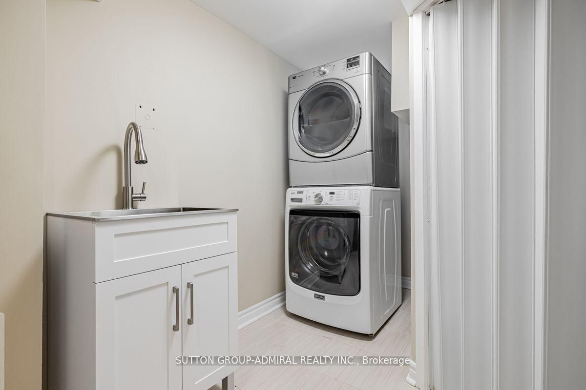 248 Sandringham Drive - Photo 33