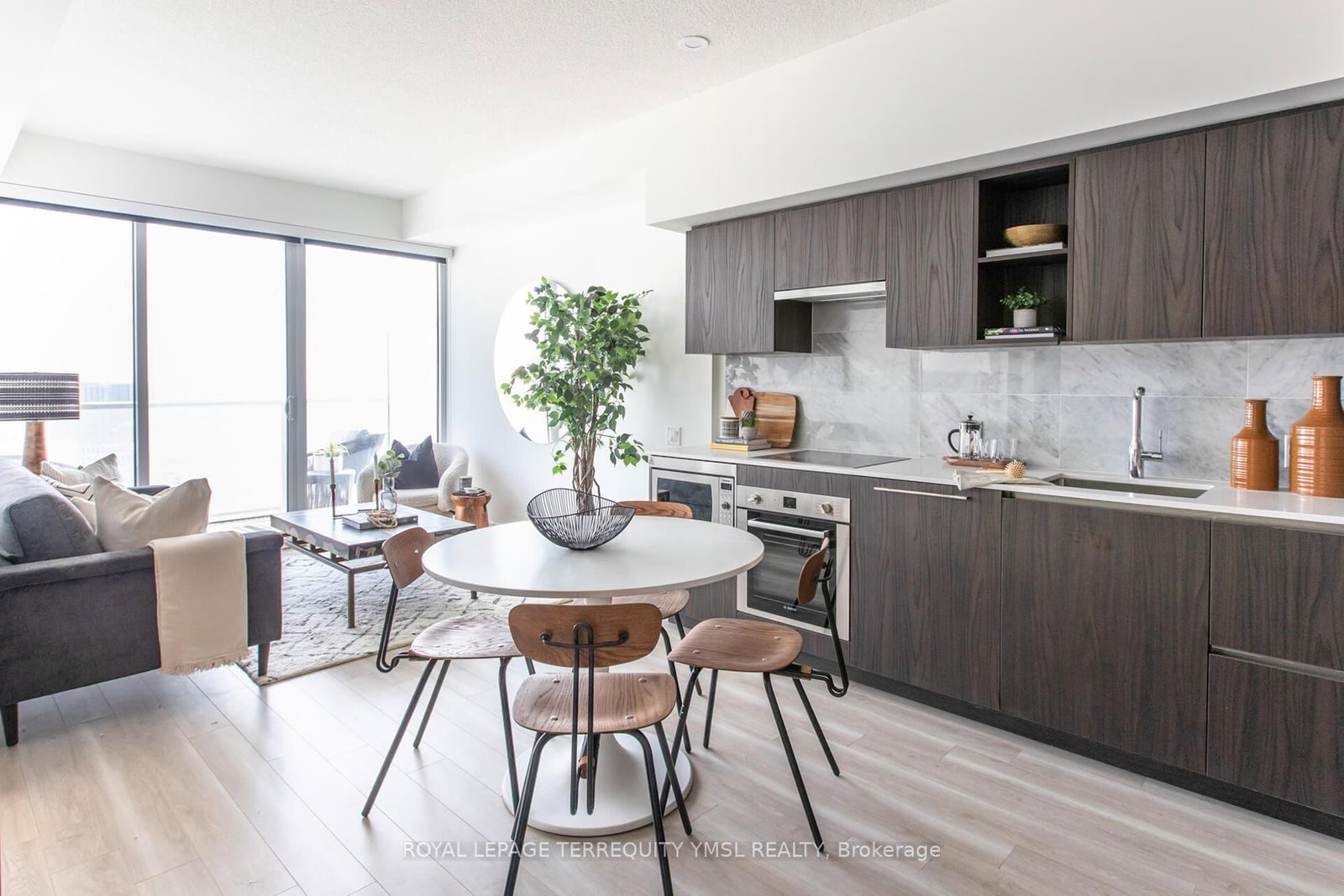 17 Bathurst Street, Unit 1711 - Photo 11