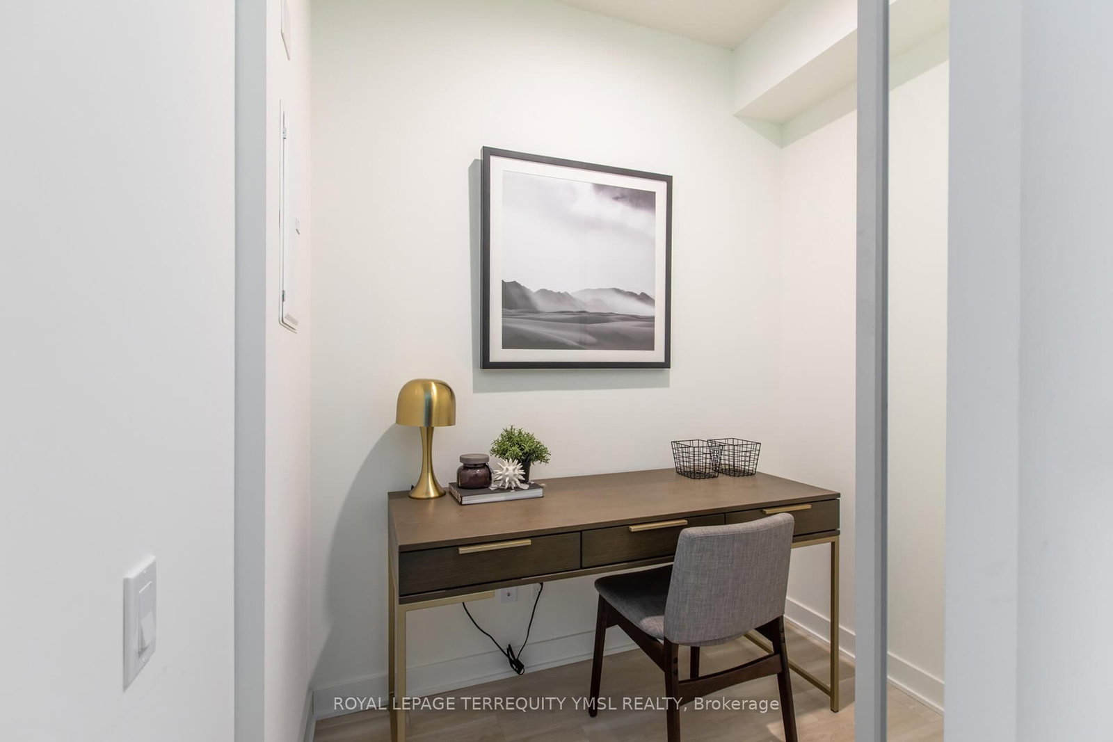 17 Bathurst Street, Unit 1711 - Photo 15
