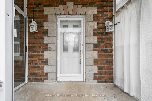 751 Eglinton Avenue E