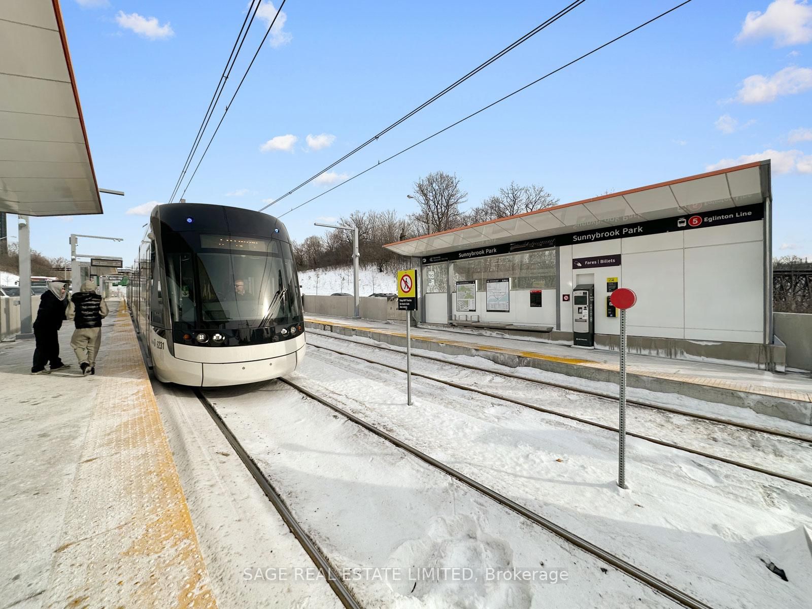 35 Brian Peck Crescent, Unit 909 - Photo 3