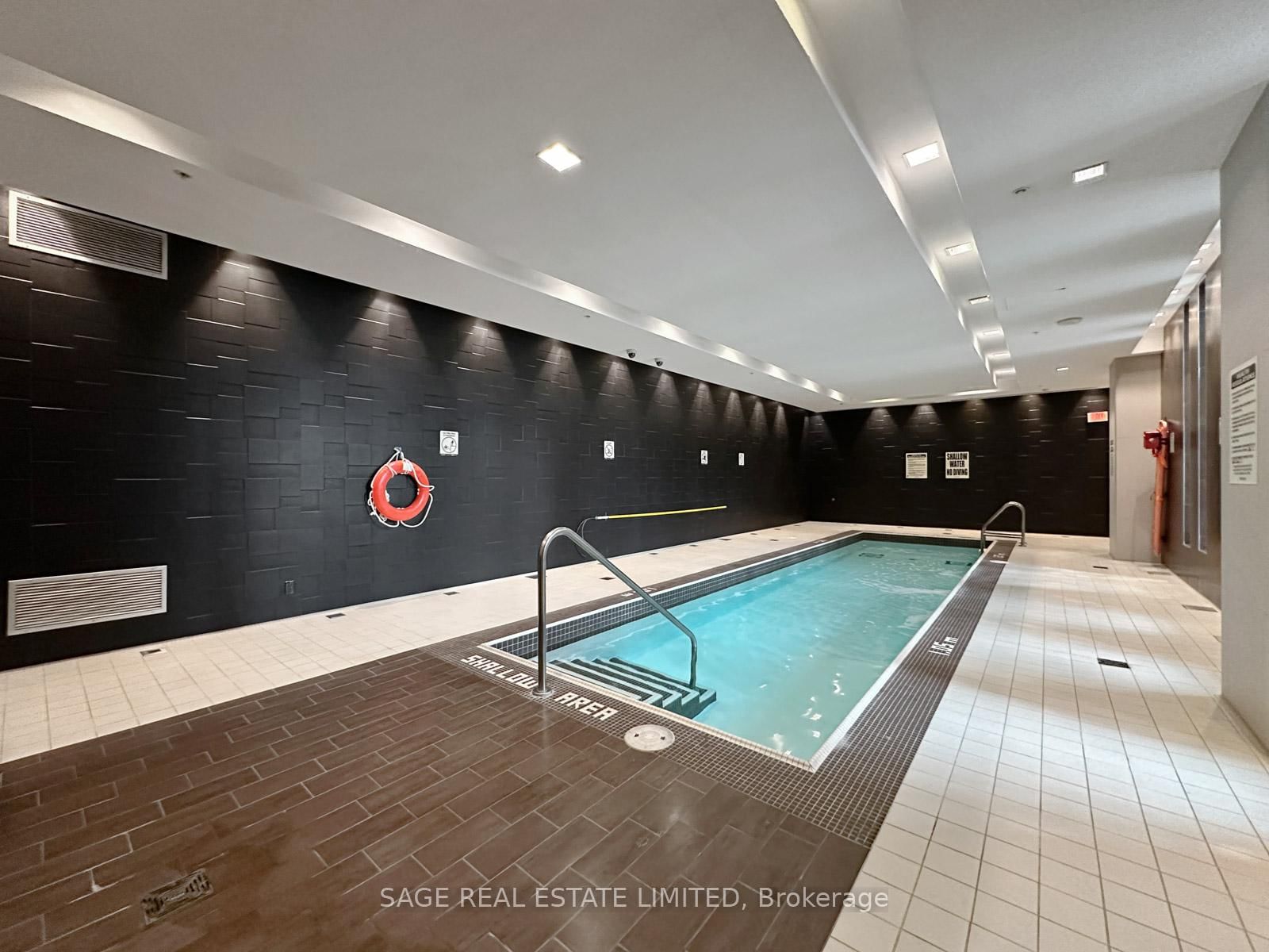 35 Brian Peck Crescent, Unit 909 - Photo 31