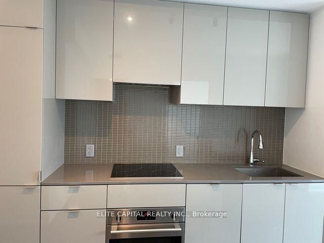 7 Grenville Street, Unit 5713 - Photo 16