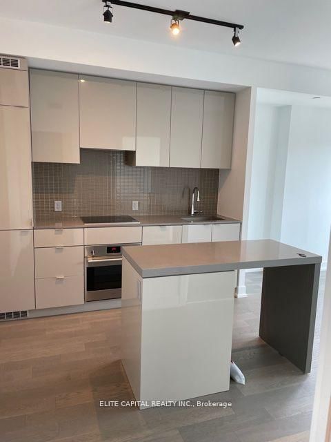 7 Grenville Street, Unit 5713 - Photo 17