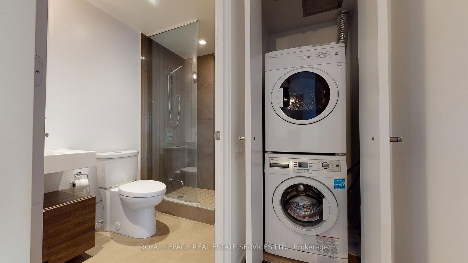 5 St Joseph Street, Unit 1507 - Photo 13