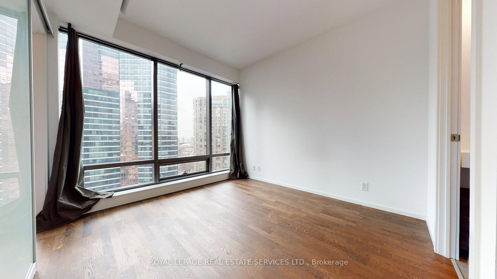 5 St Joseph Street, Unit 1507 - Photo 7