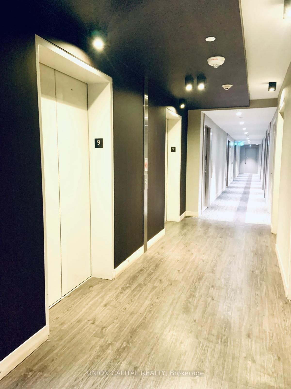 19 Western Battery Road, Unit 905 - Photo 16