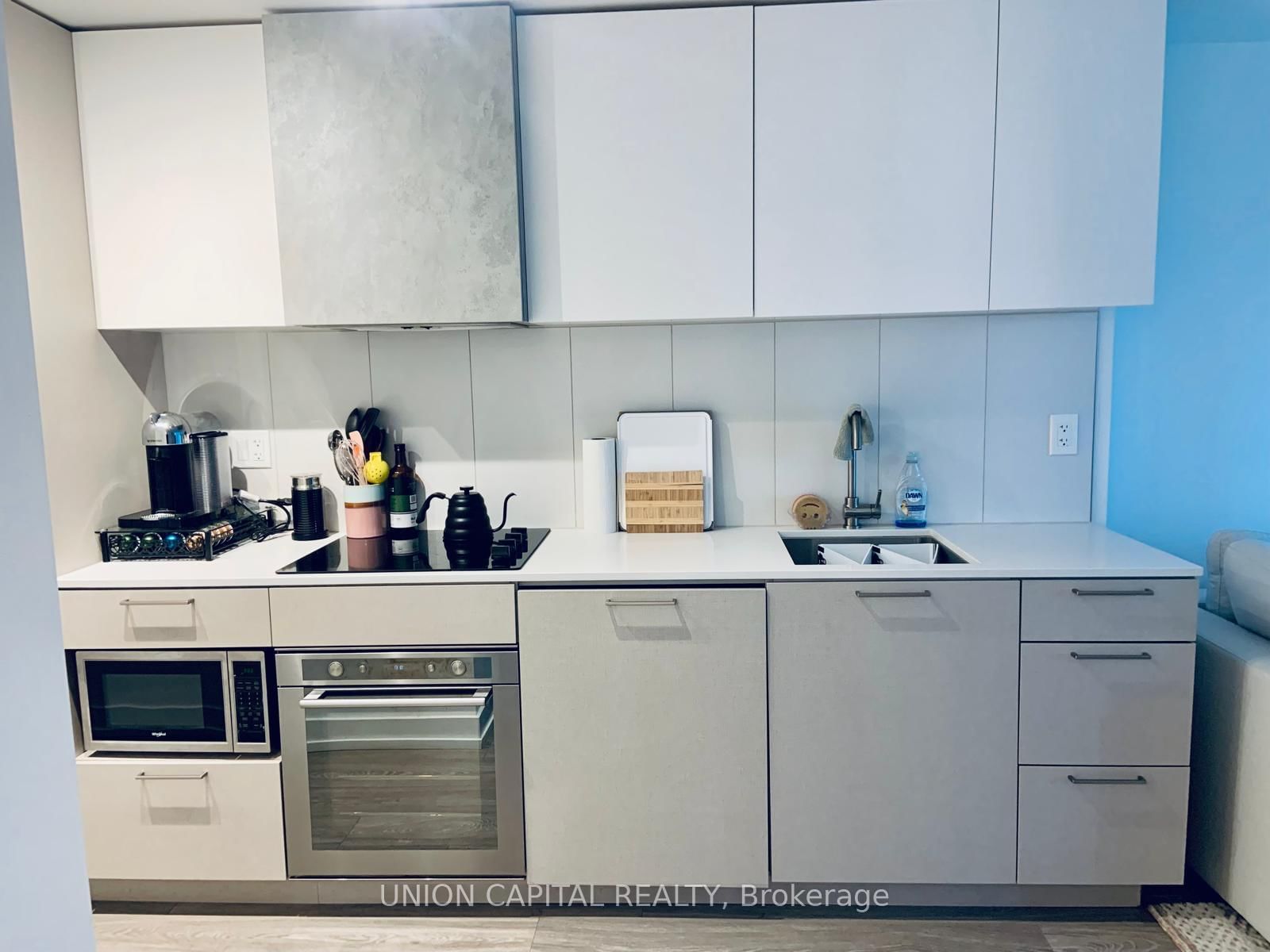 19 Western Battery Road, Unit 905 - Photo 9