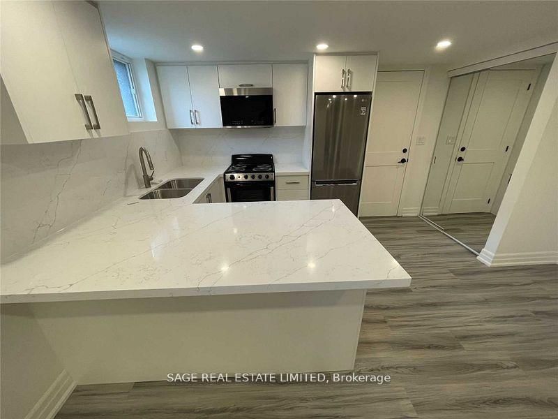 1084 Avenue Road, Unit 1 - Photo 5