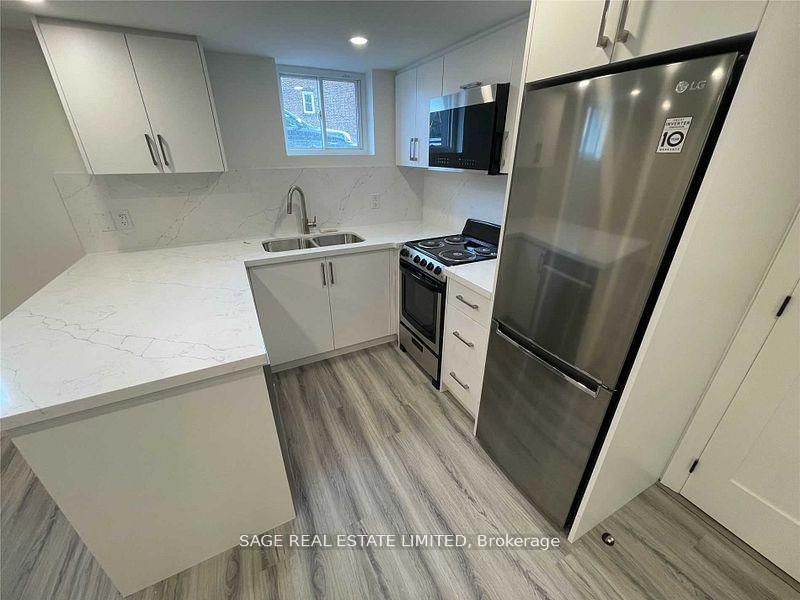 1084 Avenue Road, Unit 1 - Photo 6