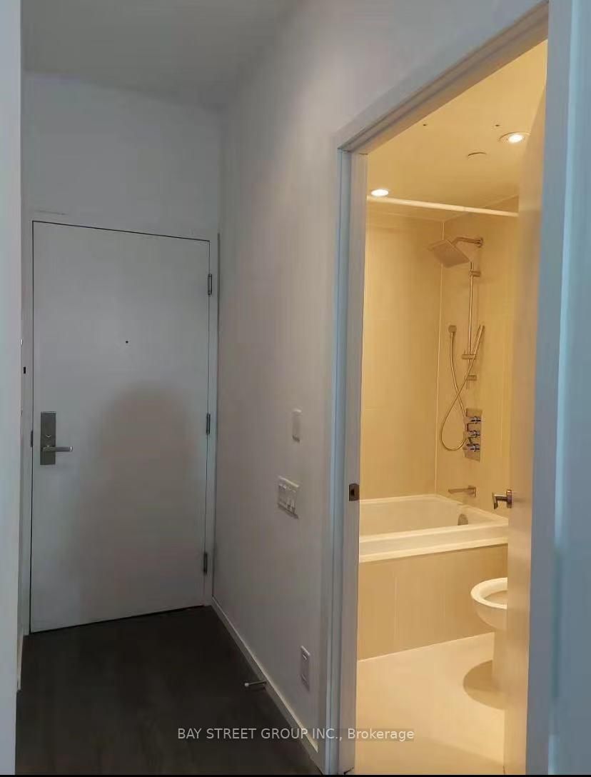 5 St Joseph Street, Unit 302 - Photo 9