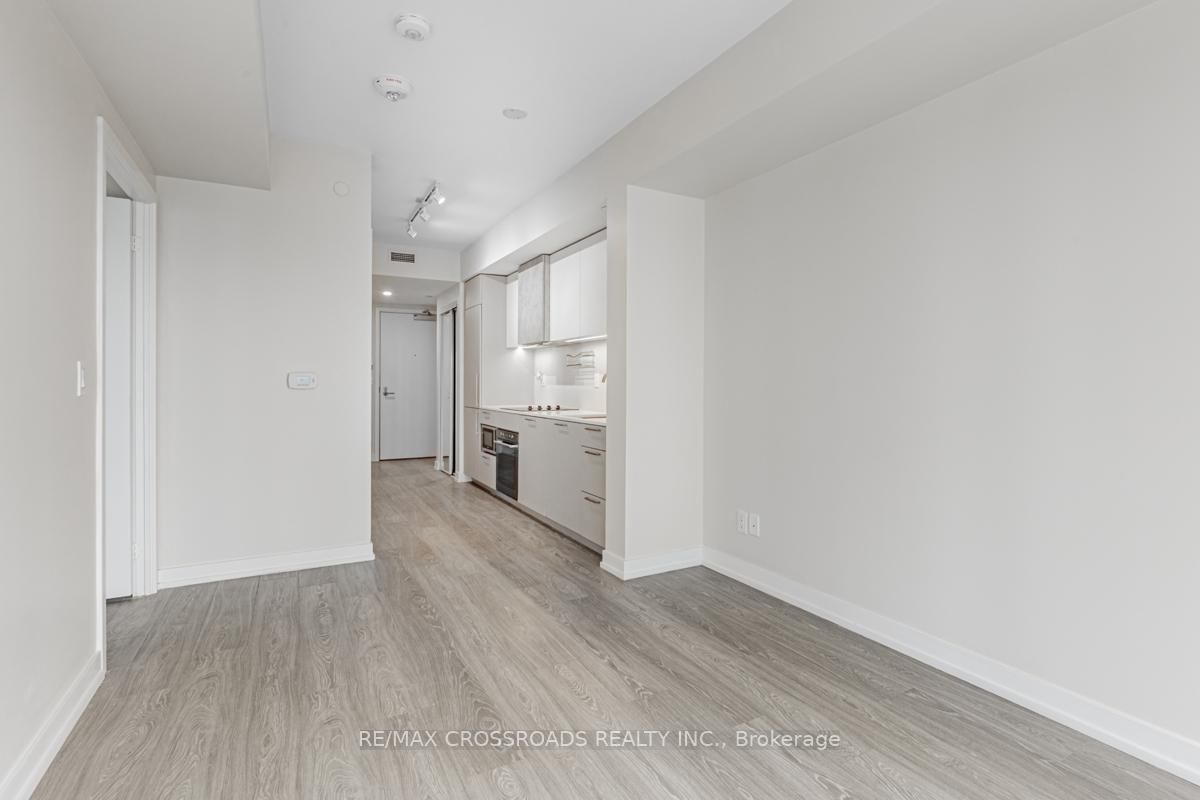 19 Western Battery Road, Unit 3222 - Photo 13