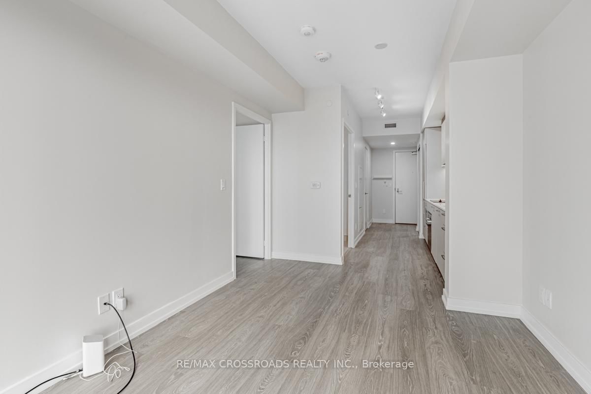 19 Western Battery Road, Unit 3222 - Photo 14