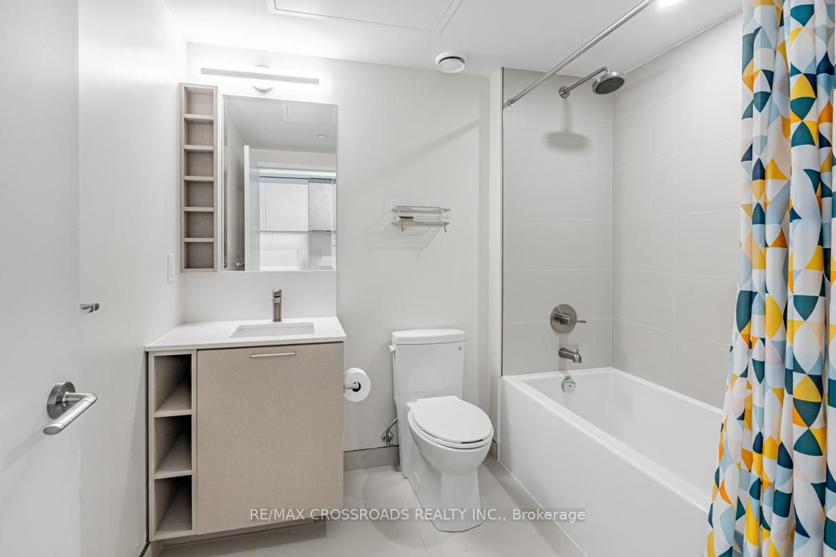 19 Western Battery Road, Unit 3222 - Photo 19