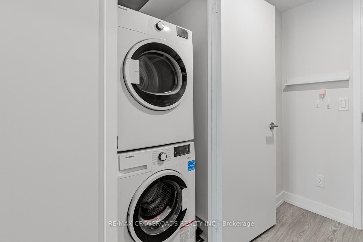 19 Western Battery Road, Unit 3222 - Photo 20