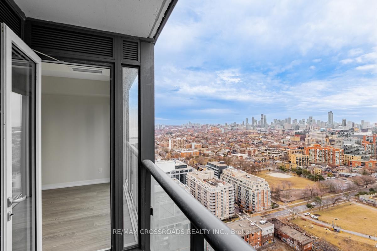 19 Western Battery Road, Unit 3222 - Photo 24