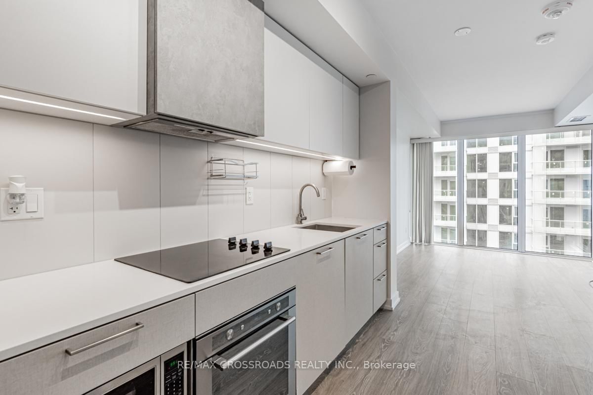 19 Western Battery Road, Unit 3222 - Photo 6